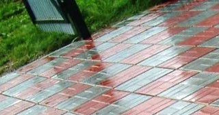 Профессиональная укладка цементной тротуарной плитки в Слободской в октябре