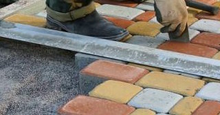 Укладка клинкерной брусчатки в Слободской: цена от 824 руб. за м2