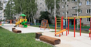 Благоустройство детской площадки во дворе от 1958 руб. в Слободской